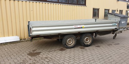 Anhänger - Deutschland - Anhänger 3,5 to  4 x 1,8 m  Pritsche Leergewicht 770 kg
